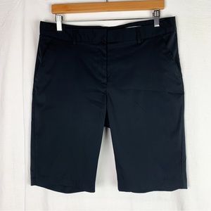 Greg Norman Black Bermuda Golf Everbest Shorts Women's sz 12